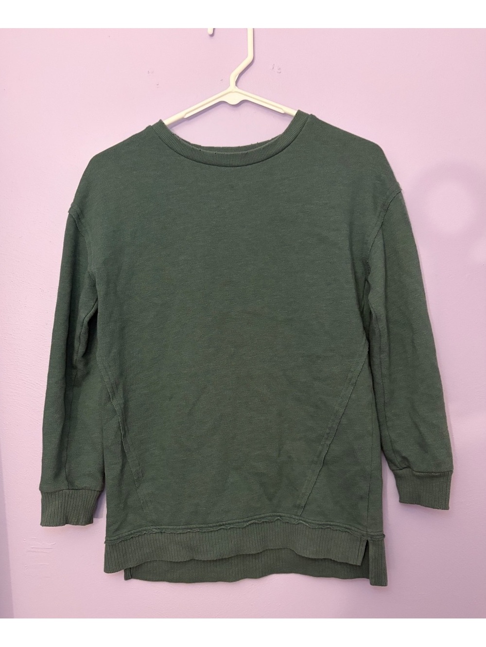 Art Class Distressed Green Pullover Sweatshirt Size Large